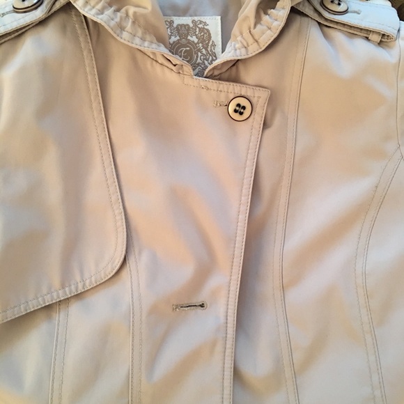 Esprit waterproof hood tan beige raincoat shell - Picture 6 of 8